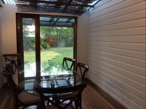 A Sunday Cottage - Accommodation QLD 7